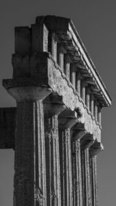 27.09.2020, Griechenland, Attika, Mesargos: Der Aphaiatempel auf Ägina.